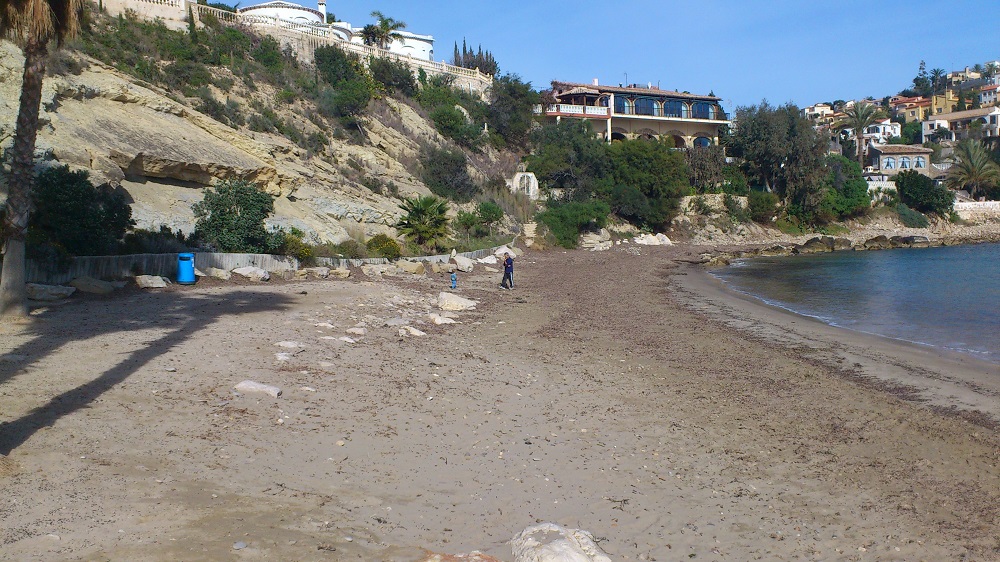Playa Puerto Blanco Calpe