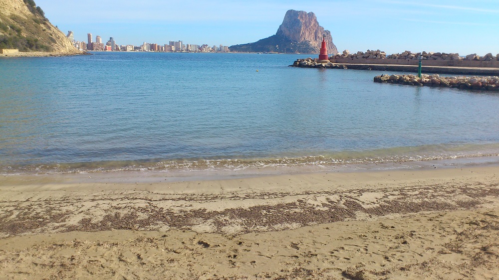 Playa Puerto Blanco Calpe
