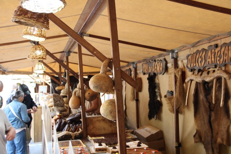 Artesana y Gastronoma en la Feria de Cocentaina